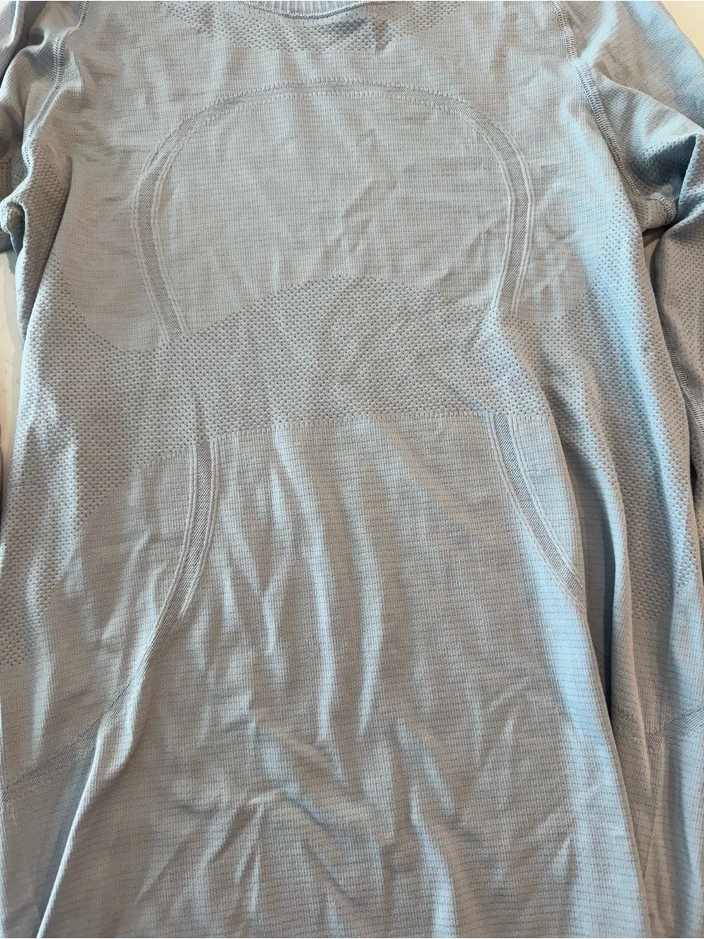 Lululemon Swiftly Tech Long Sleeve size 8